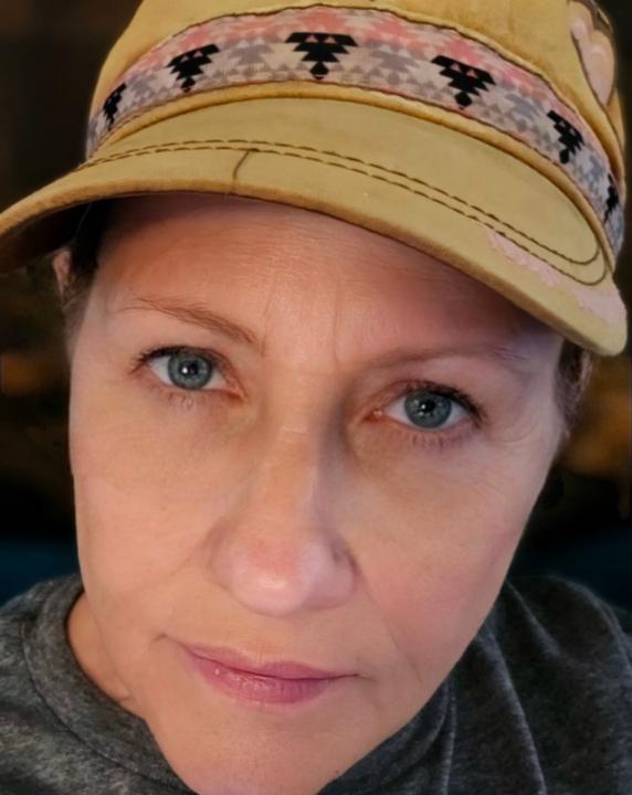 Linda Wright