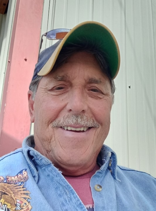 Douglas Schuitz
