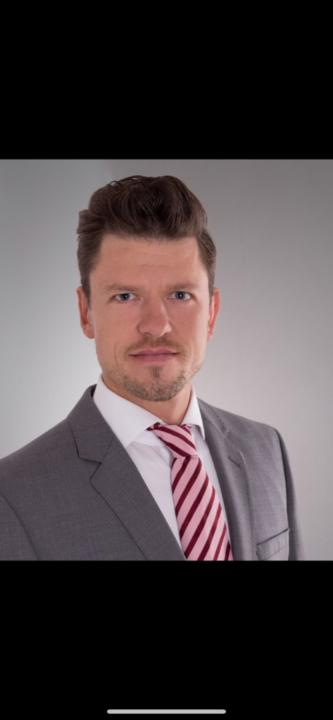 Dirk Steffen