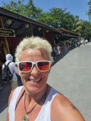 Lisa Kent