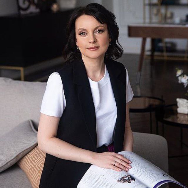 Юлия Олейник