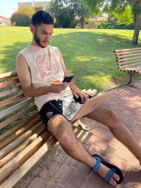 יואב קוטון