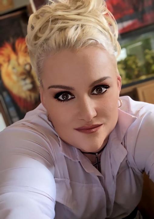 Krisy Thompson