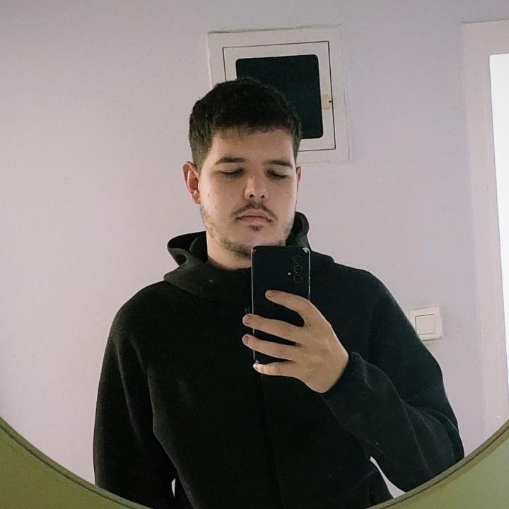 Ploutarchos Tzevelekos