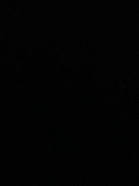 V K