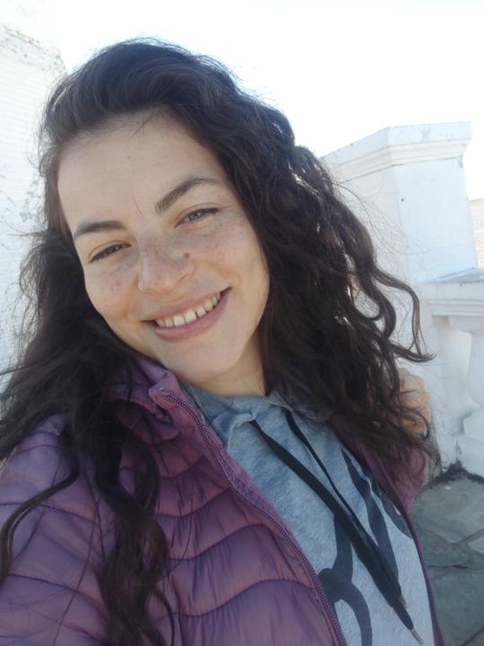 Yuliana Taron