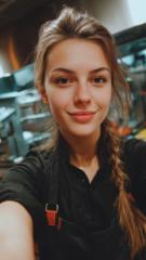 Niki McClain