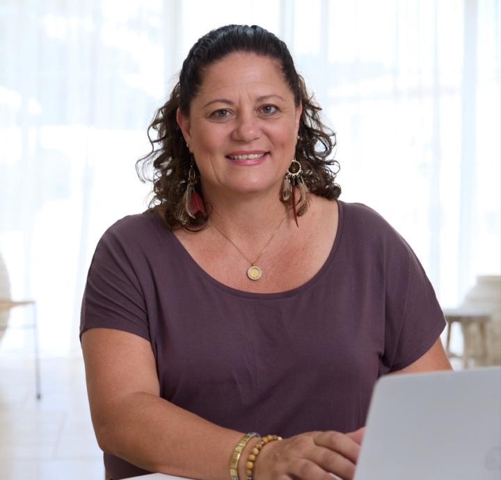Aliki Strydom-Hensen