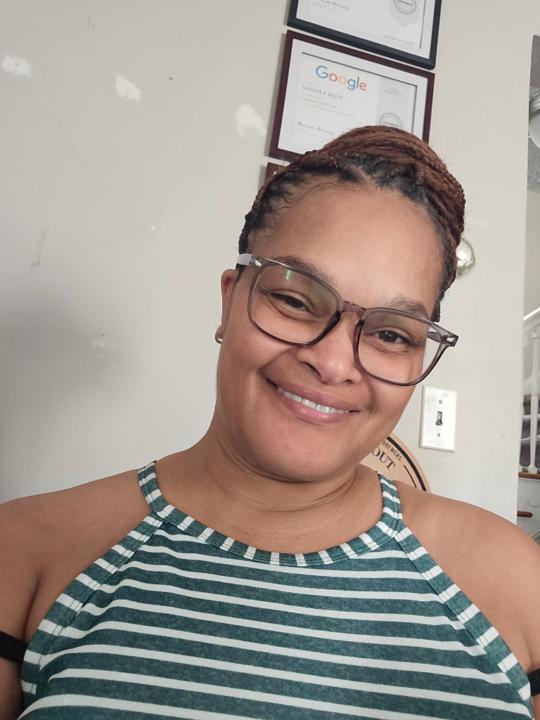 Taniate K White