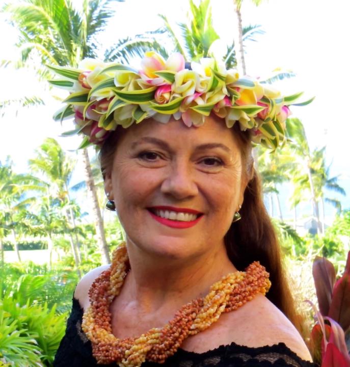 Owana kaohelelani Salazar