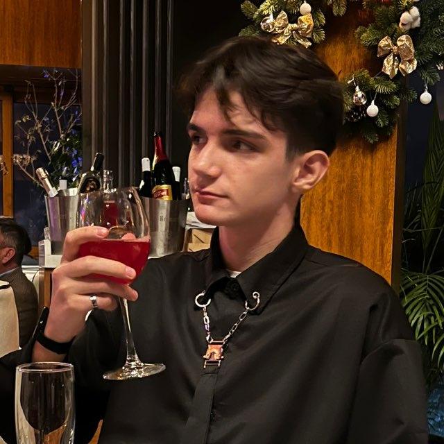 Евгений Белозеров