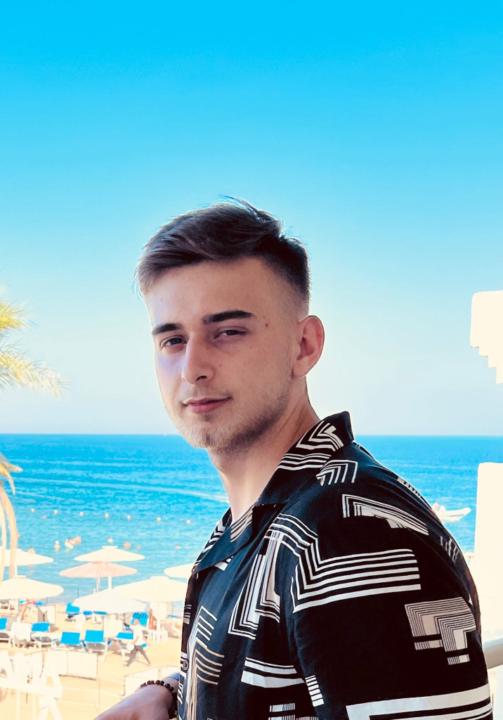 Ervin Csikos