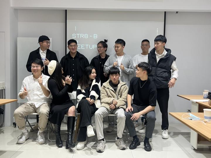 幫助1000個人脫離9-5的惡夢