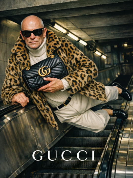 [ GUCCI ] 請我幫忙拍宣傳照 ?