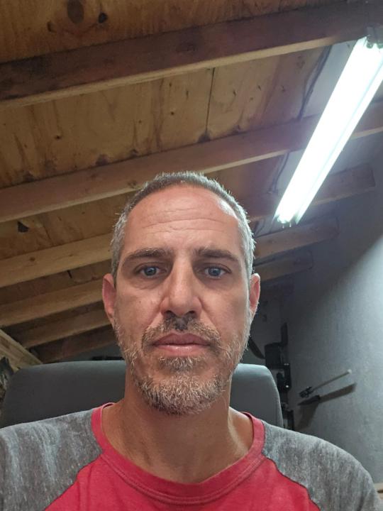 Adam Khoda