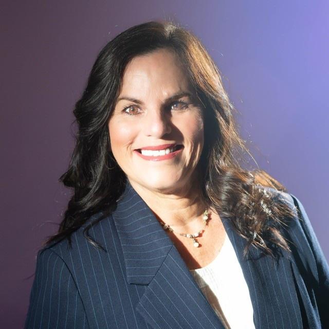 Carline Leal
