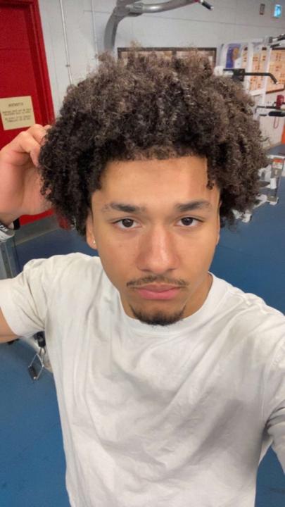 Daymond Jones Pélissier-Knecht