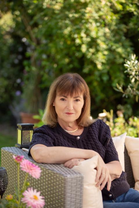 Caron Gill