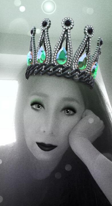 Verna Fong