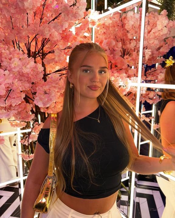 Ella Rose
