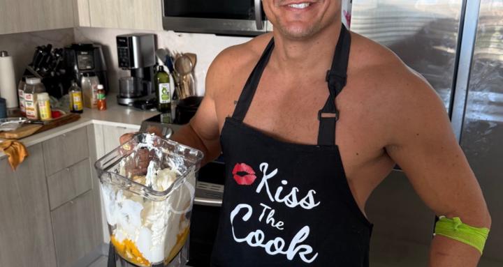 gOOd lOOkin, ’ hOme cOOkin’