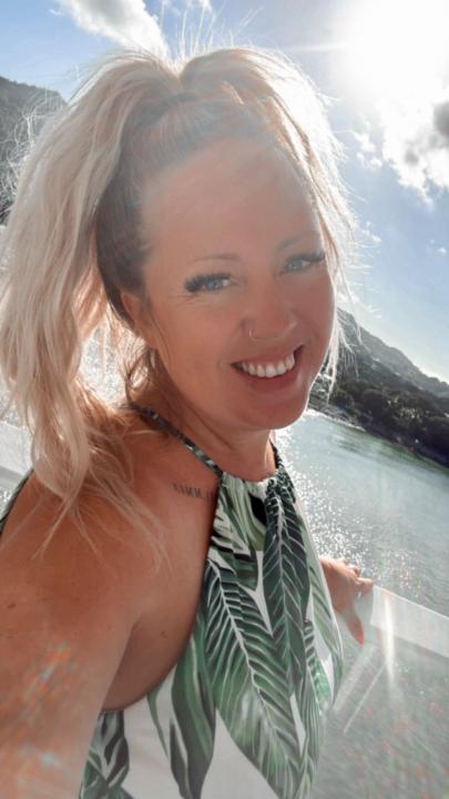 Hillary Gibson