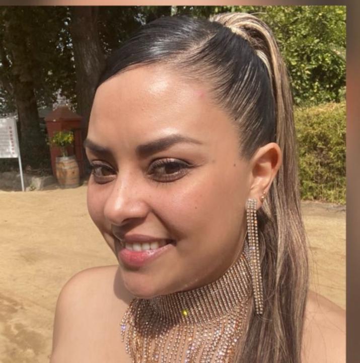 Caro Gomez schmidt