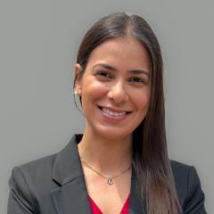 Leslynette Carrucini