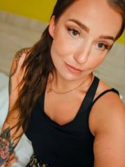 Henna J
