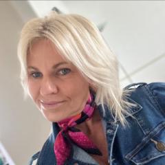 Tracey Sloss