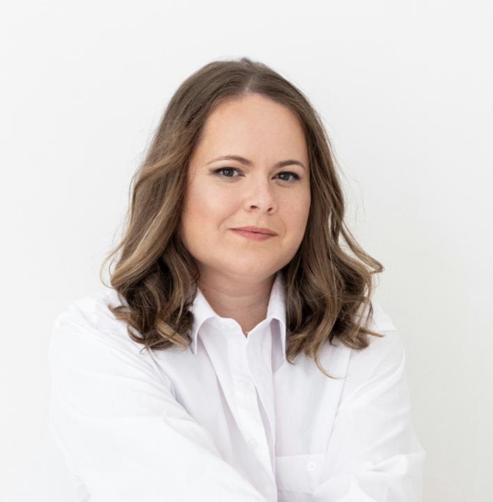 Szethallerné Toplak Annamária