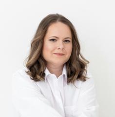 Szethallerné Toplak Annamária