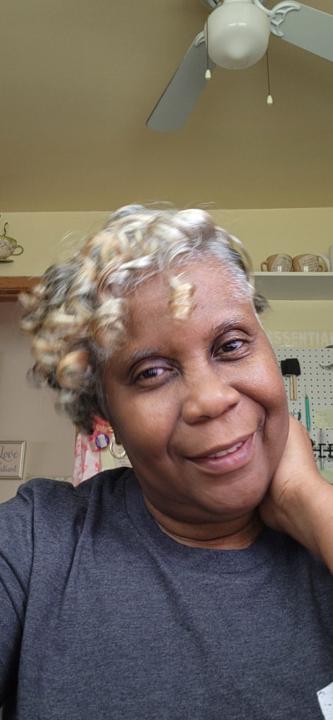 Sandra Henderson