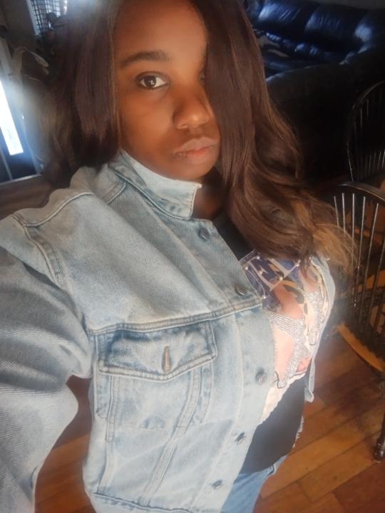 👋 Hi, I’m Myline ! 
