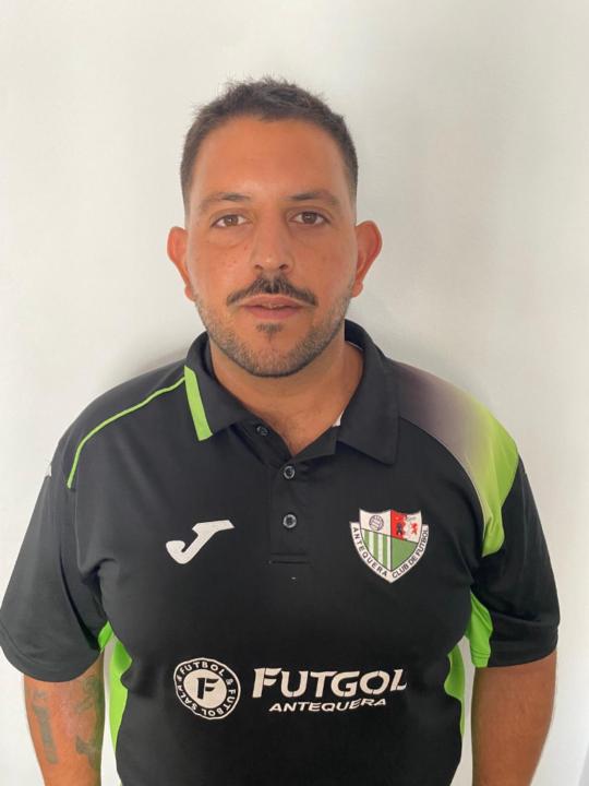Adrián Morales