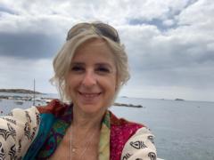 Mireille Adriaansens