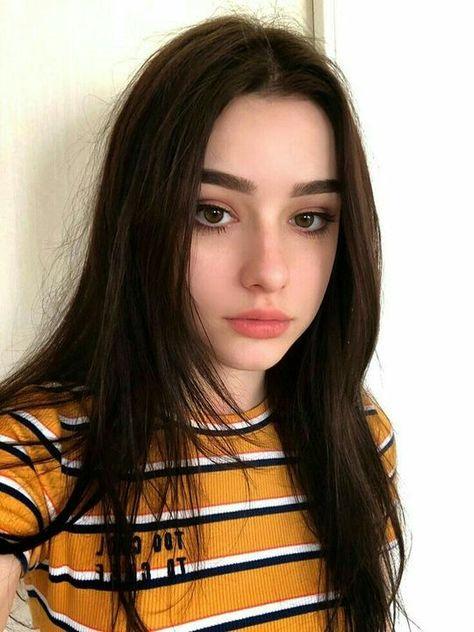 Alicia Dee