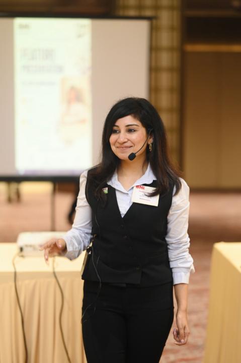Dr Sweta Himatsingka