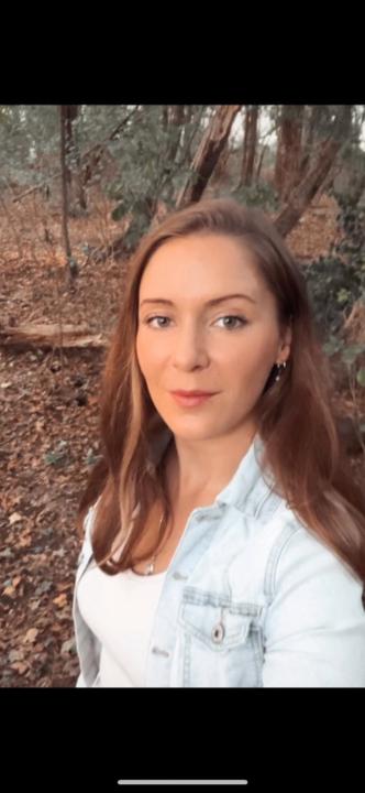 Julia Grotha
