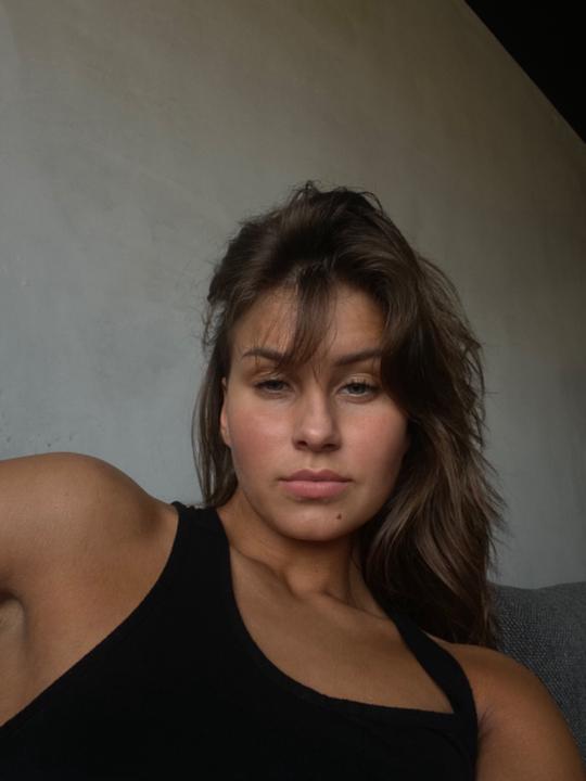 Gabrielė J