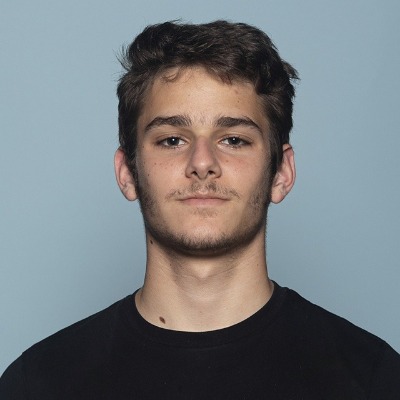 Mihael Shneyderis