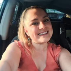 Yanina Daire