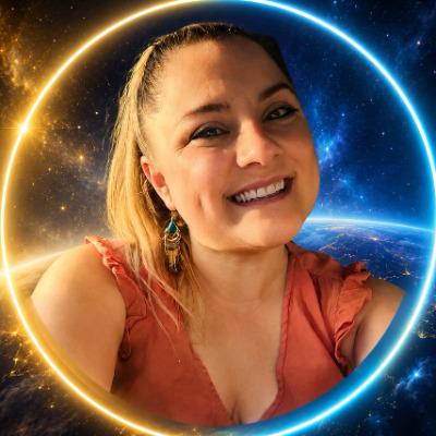 Yanina Daire