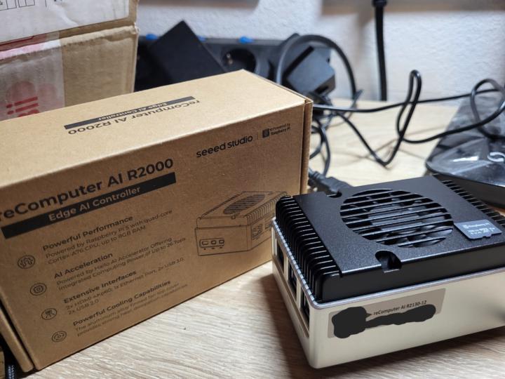 Raspberry pi 5 + Module HAT AI