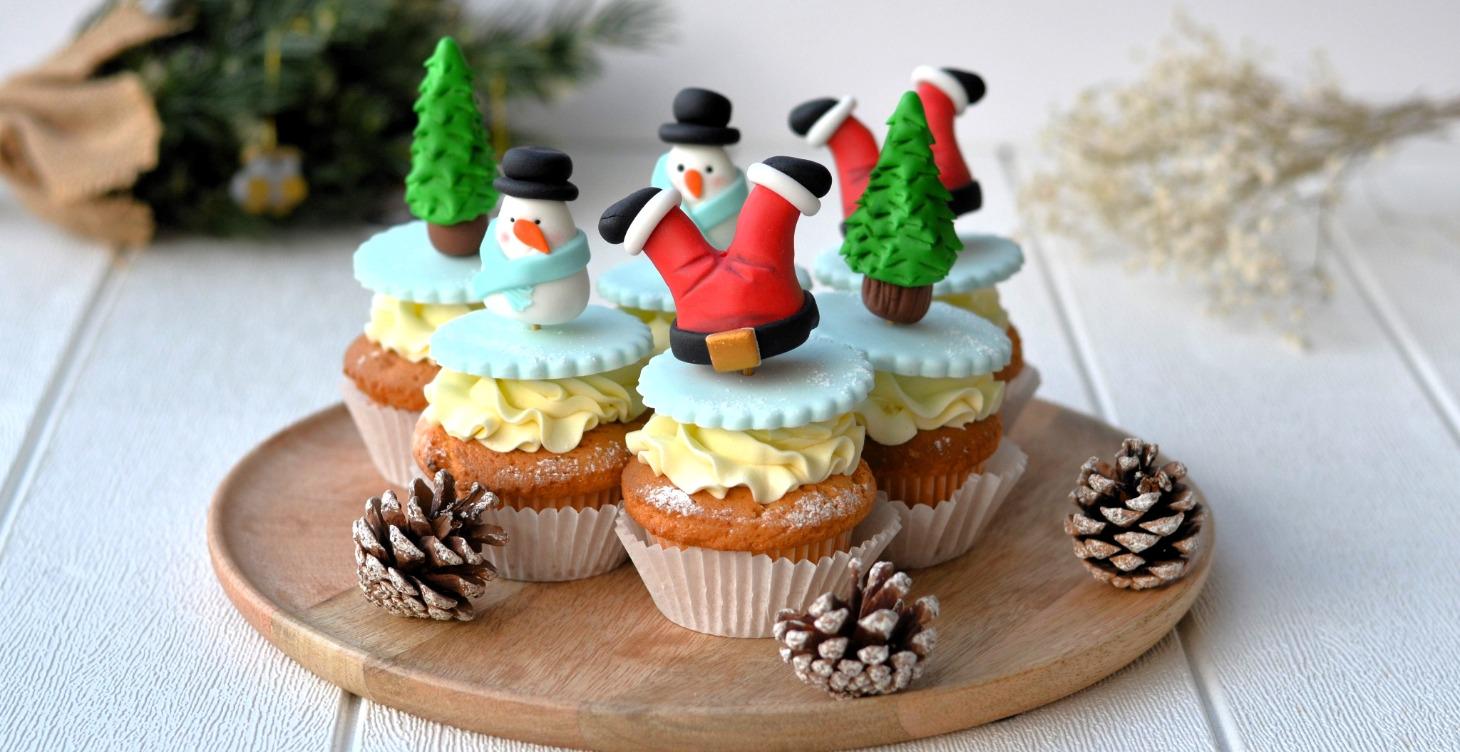 CHRISTMAS FONDANT CREATIONS