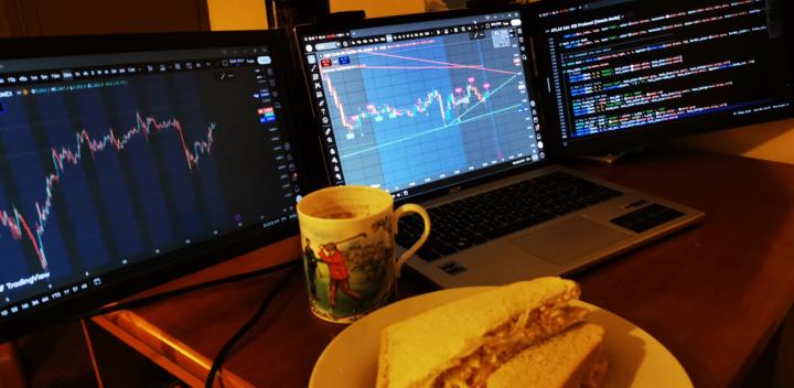 After night of trading 💹, Now time for bowling with the kids! 😋 