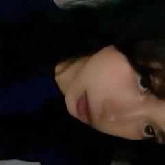 Yuyu R.