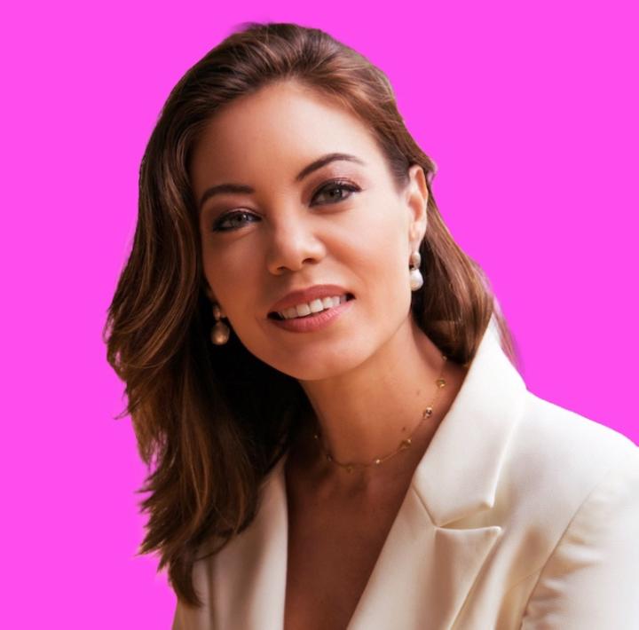 Christine Amour Levar