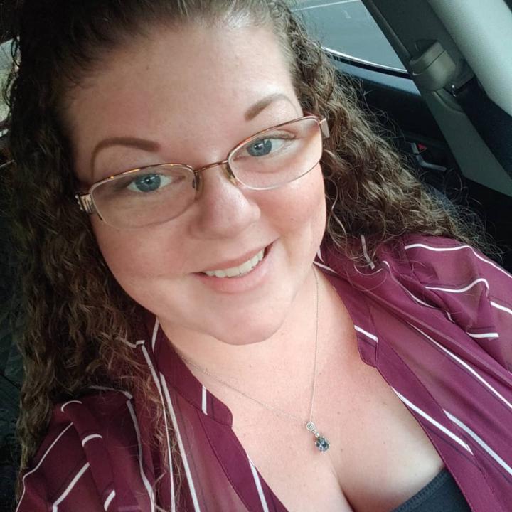 Gina Toth