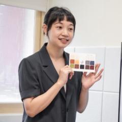 Eve 知奕